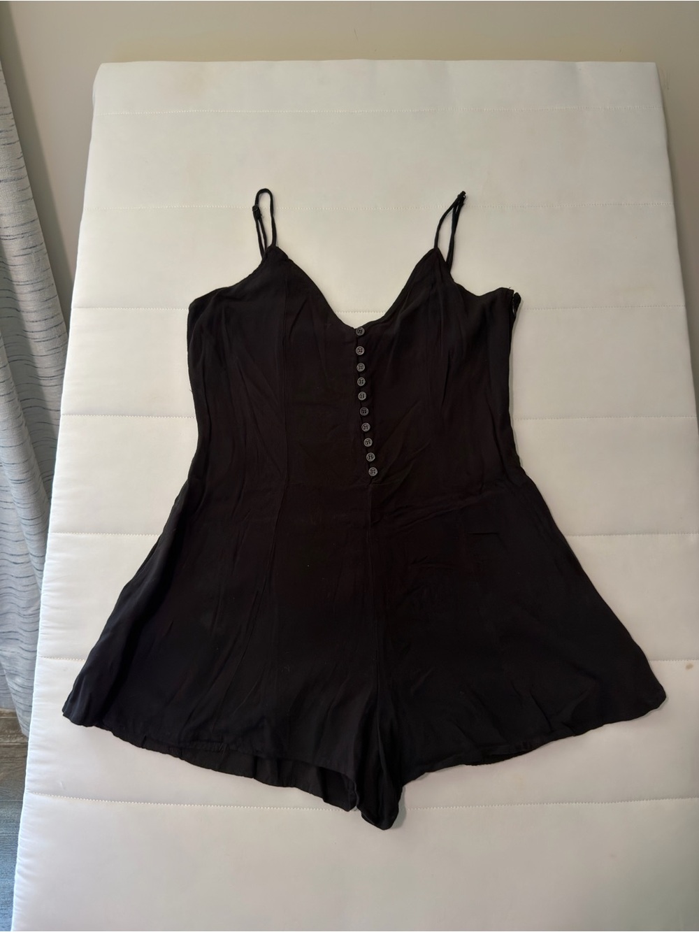 Lulus Black Sleeveless Button-Front Romper XL